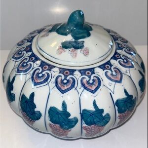 Vintage Chinoiserie Large Ceramic Pumpkin Shaped Hand Painted Lidded Jar